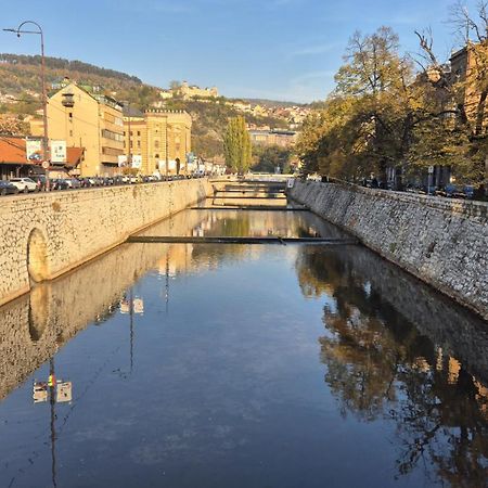Mona Blue Apartment Sarajevo Bagian luar foto