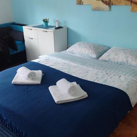 Mona Blue Apartment Sarajevo Bagian luar foto